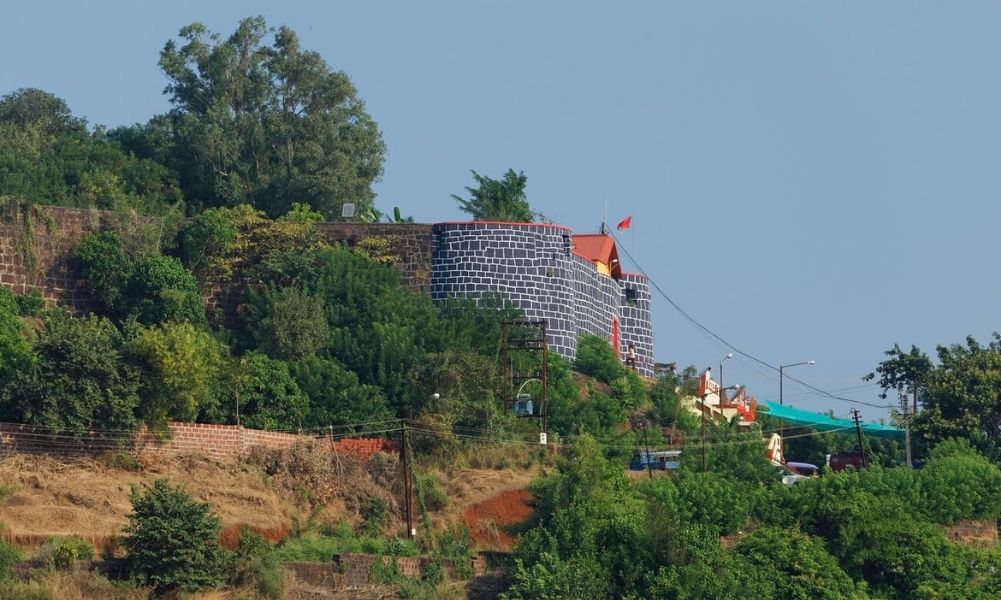 Best Time to Visit Ratnadurg Fort Ratnagiri