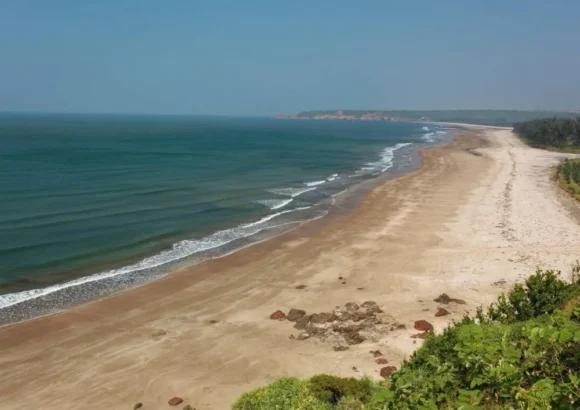 Aare Ware Beach – Ratnagiri