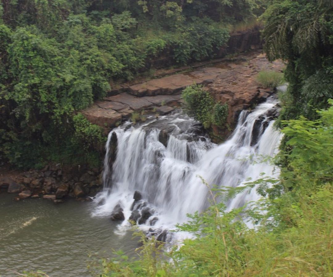 Napne Waterfall & Glass Bridge