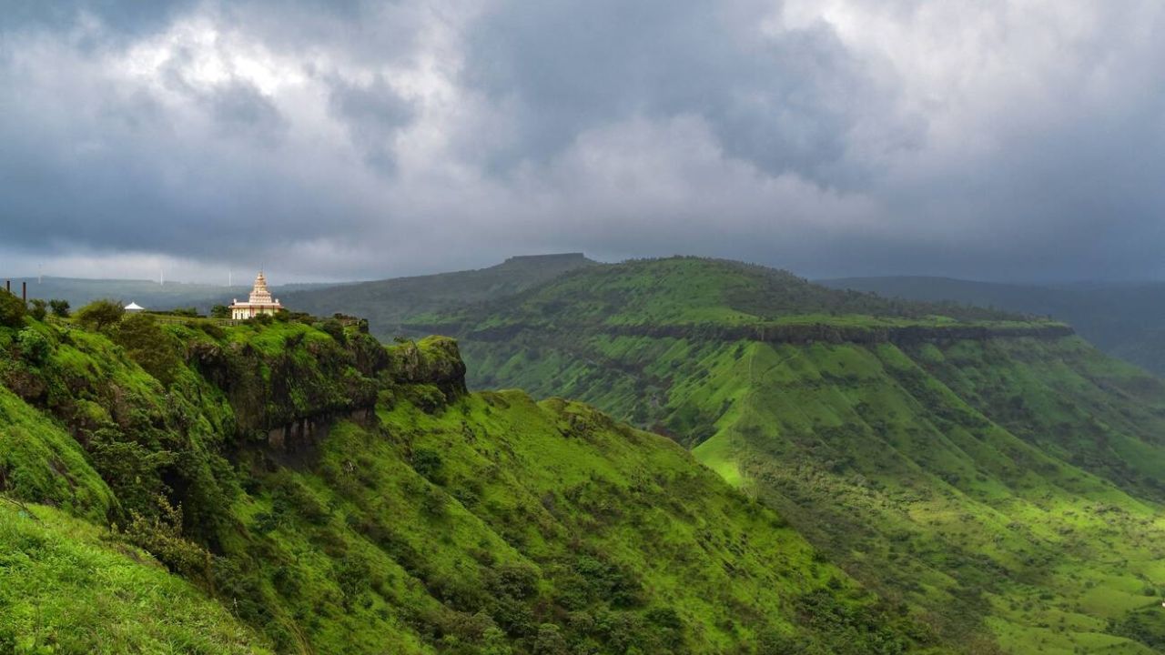 Top 10 Places to Visit in Kudal — Explore the Hidden Paradise of Sindhudurg