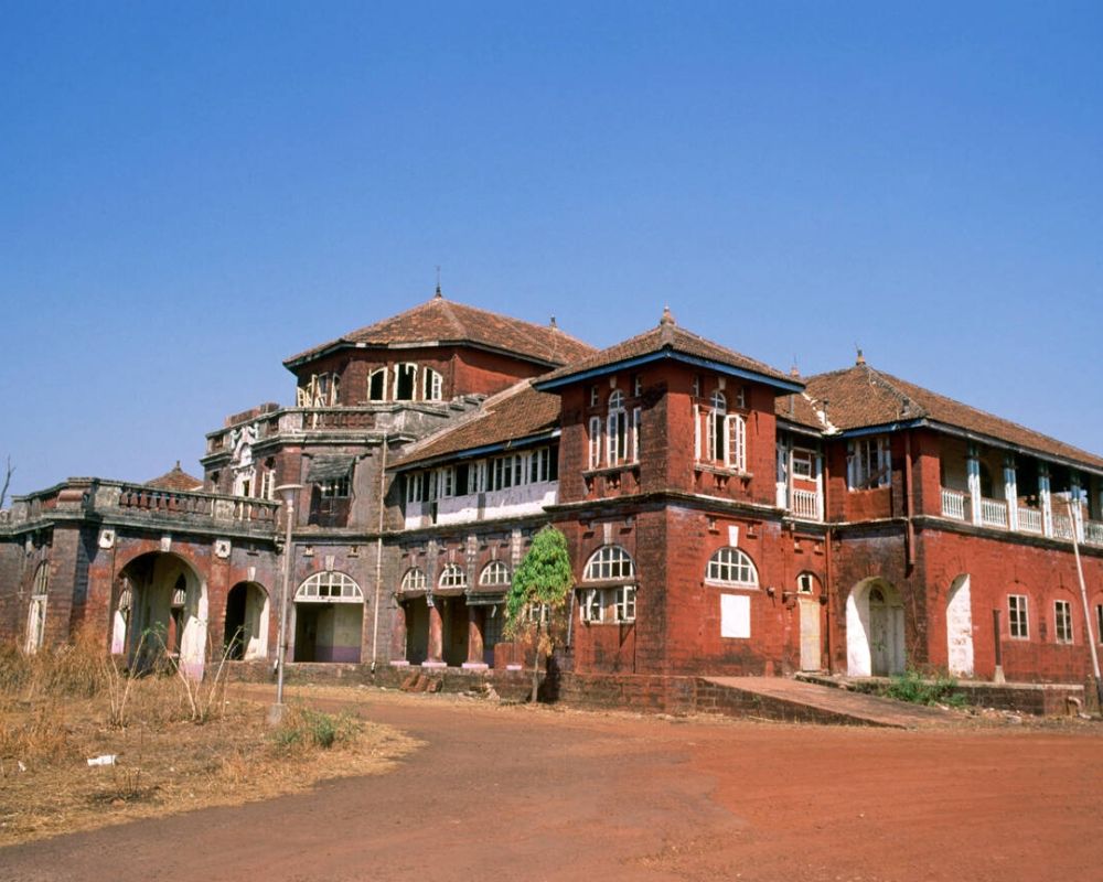 Thiba Palace - Ratnagiri