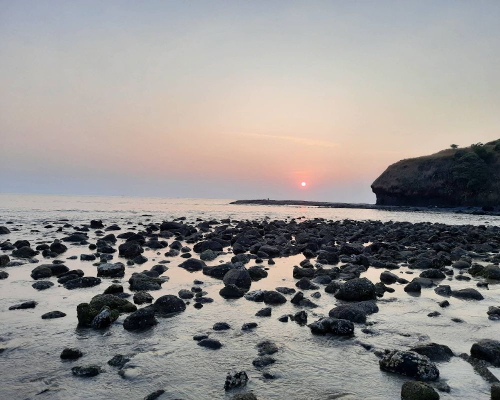 Velneshwar Beach - Ratnagiri