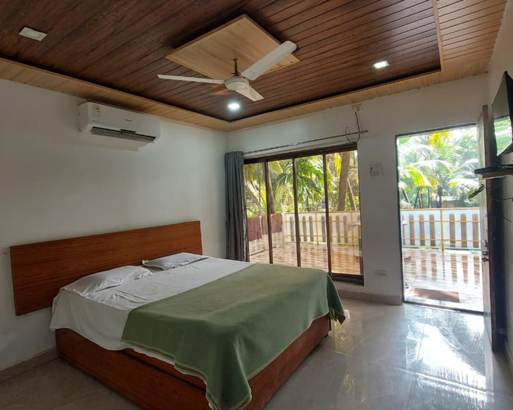 Coconut Garden Beach House – Family Friendly Stay in Tarkarli