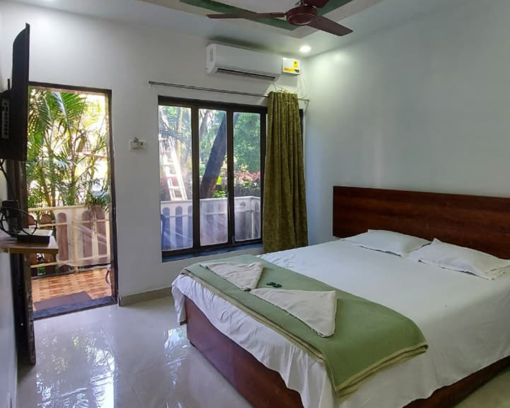 Coconut Garden Beach House – Family Friendly Stay in Tarkarli