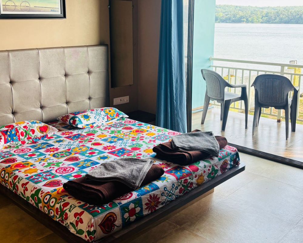 Malvanite – The Creek House | Luxury 4BHK Family Villa in Malvan Devbag