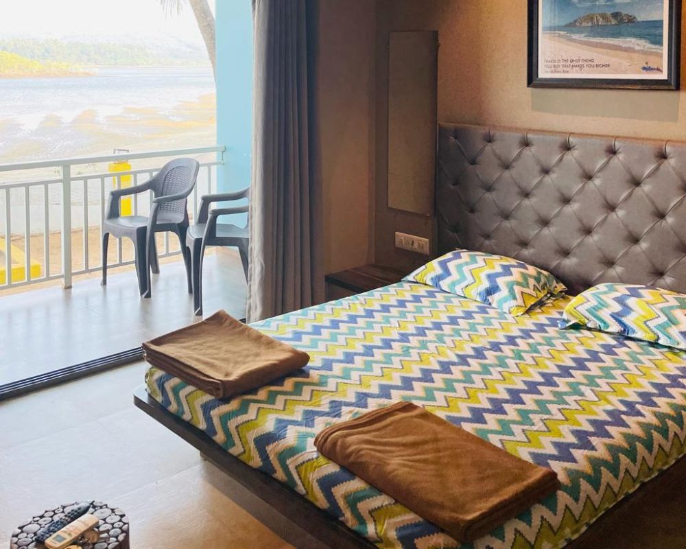 Malvanite – The Creek House | Luxury 4BHK Family Villa in Malvan Devbag